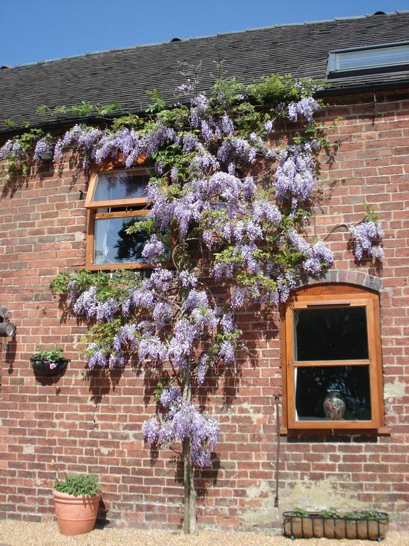 Highfields Farm B&B Stone  Exteriör bild